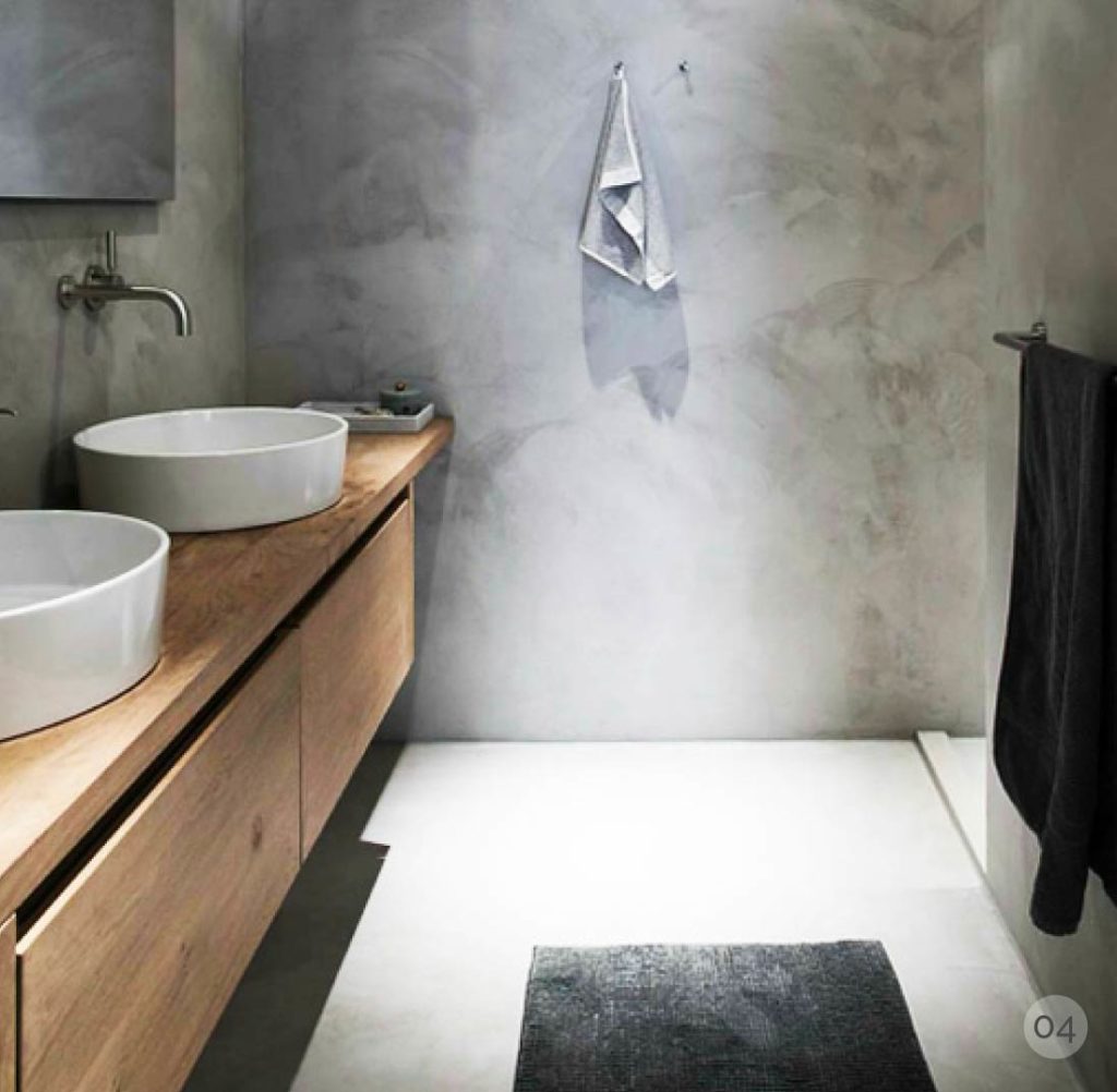 Banheiro com revestimento Cement Decor no piso e nas paredes